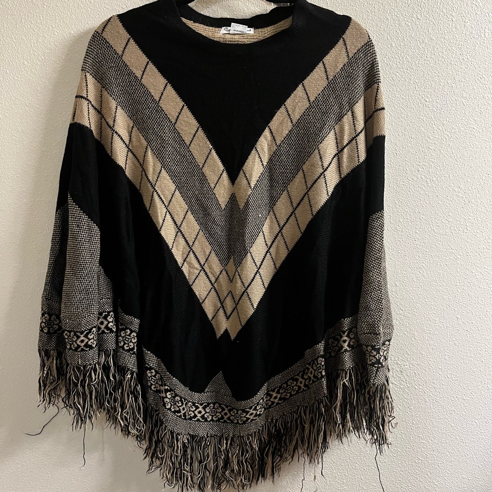 Sweater like poncho